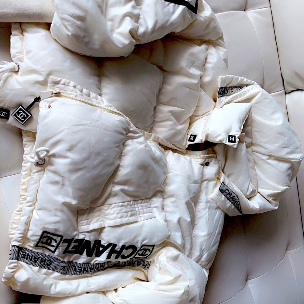 Off white Chanel puffer